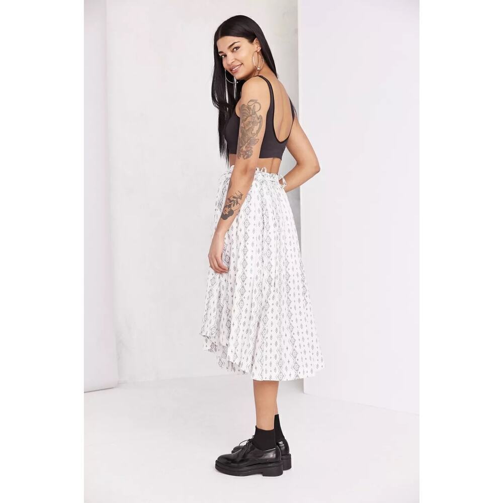 Anthropologie Printed Tie-Waist Midi Skirt Women's in White & Black Sz. Medium